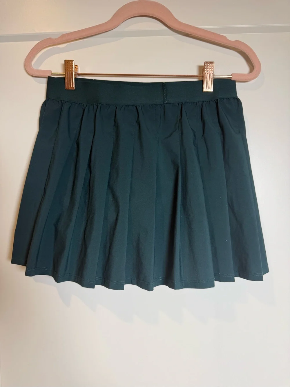 Alo Yoga Pleated Tennis Skirt with Built-In Shorts | Dark Teal | Size Small